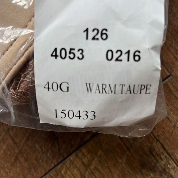 NWT 40G Leading Lady Brigitte
Wirefree T-Shirt Bra Warm Taupe style 5215 new 🏷 - Picture 3 of 5